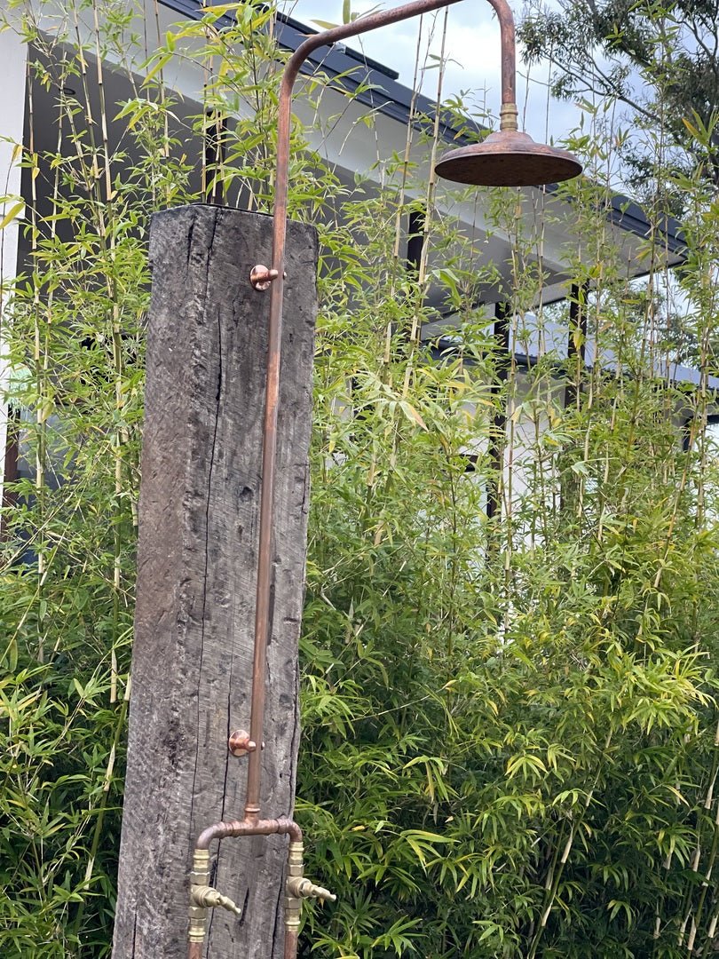 Premium shower mounted on timber post