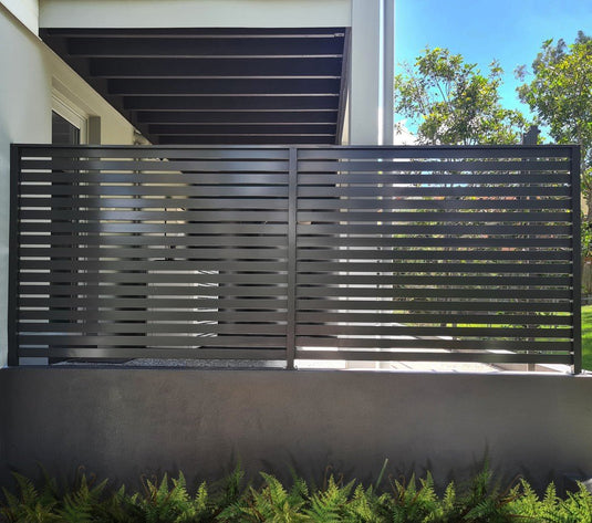 Freestanding Window Privacy Screen